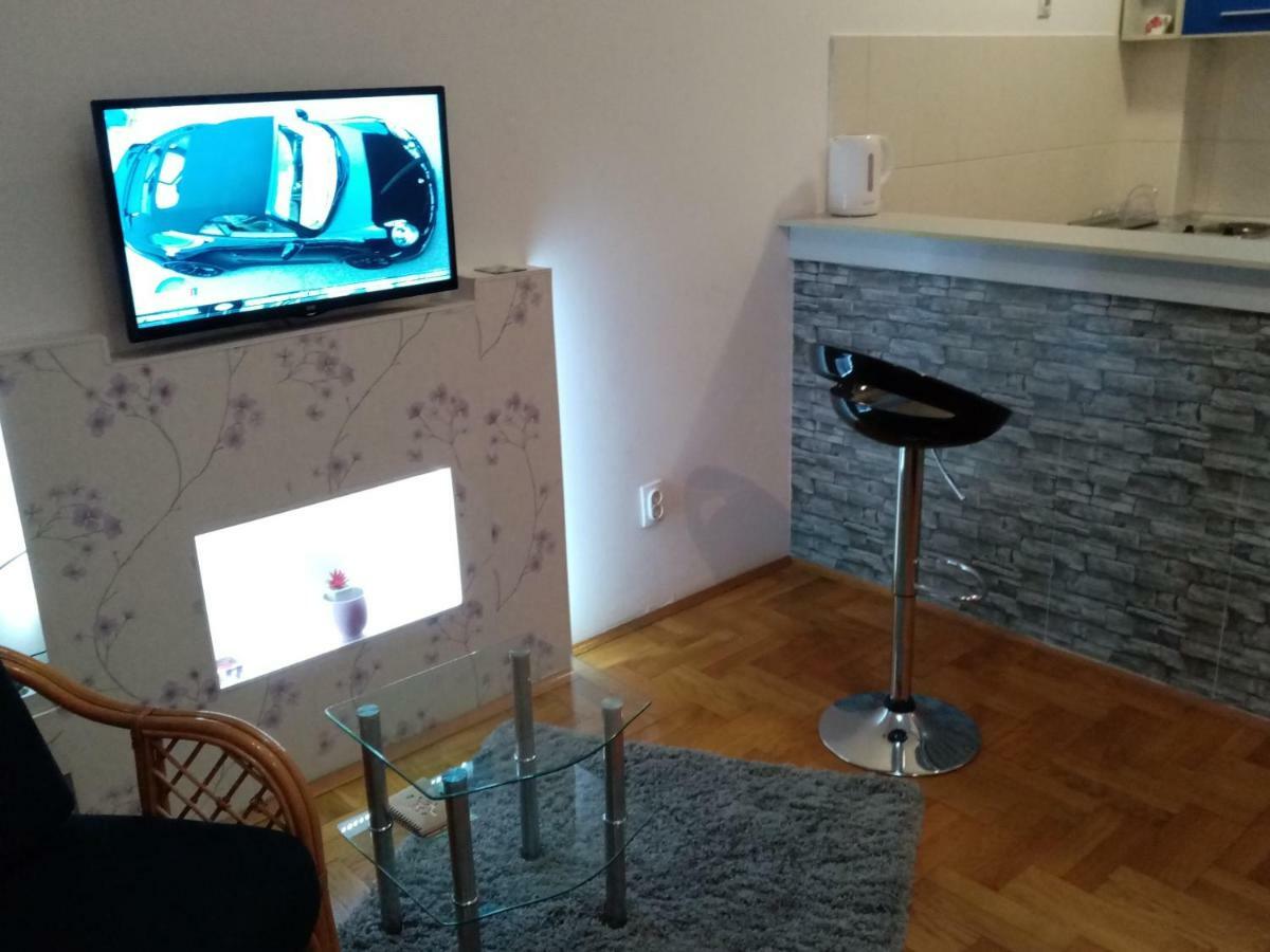 Apartment Aska Belgrad Exterior foto